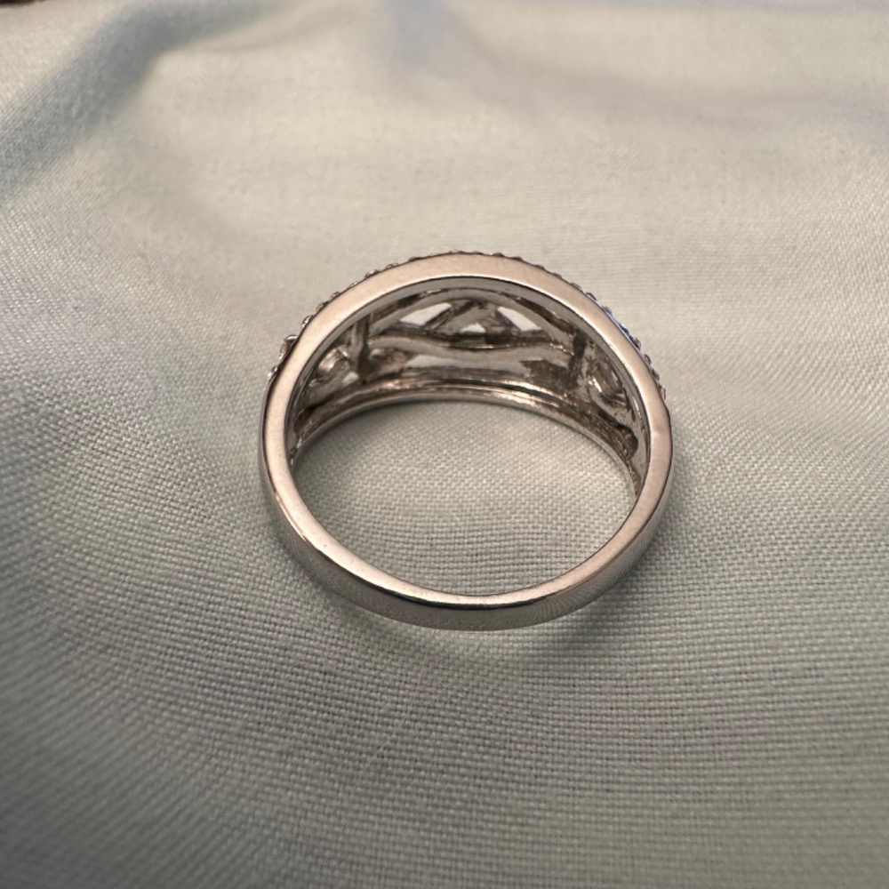 Infinity Ring - Picture 4 of 5